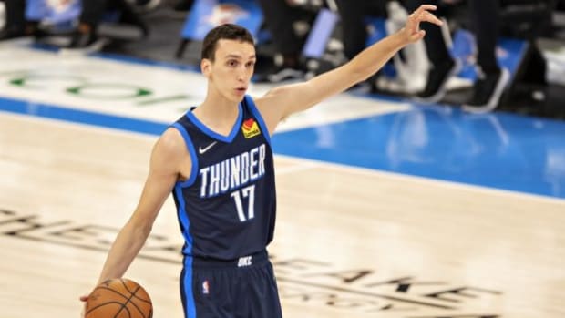 db7d6071-aleksej-pokusevski-handles-oklahoma-city-thunder-getty-images-625x375 (1)